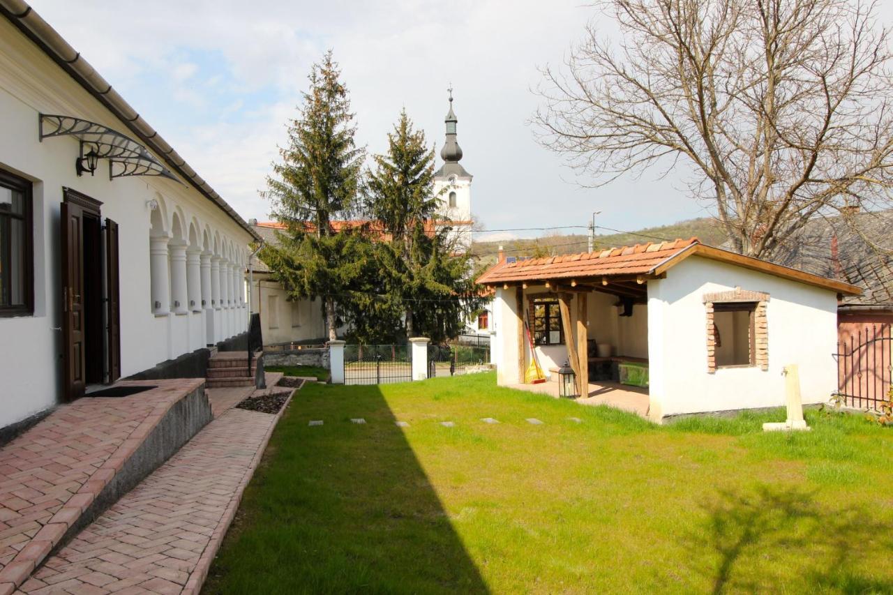 Hotel Antik Vendeghaz Nagyvisnyó Exteriér fotografie