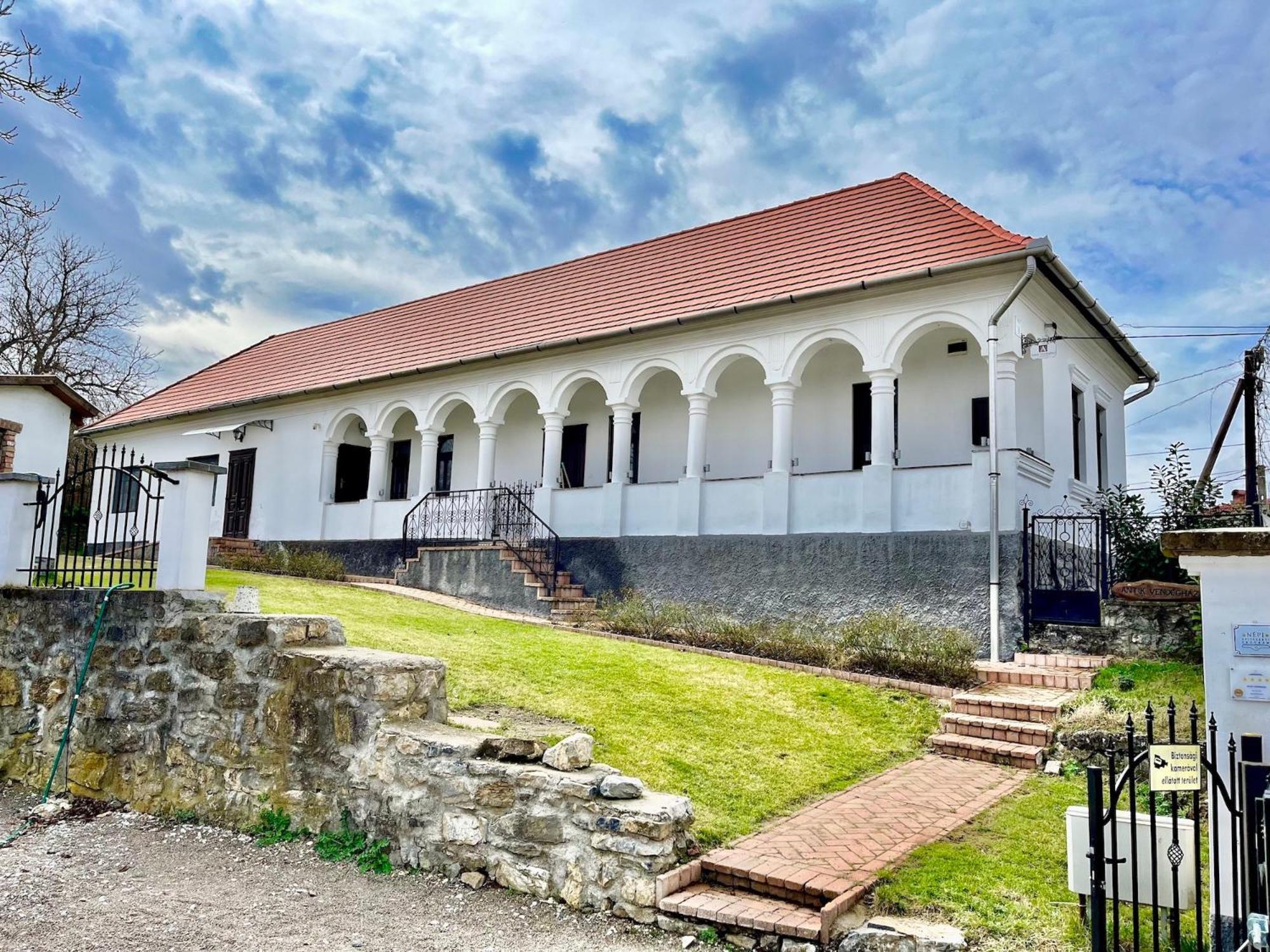 Hotel Antik Vendeghaz Nagyvisnyó Exteriér fotografie